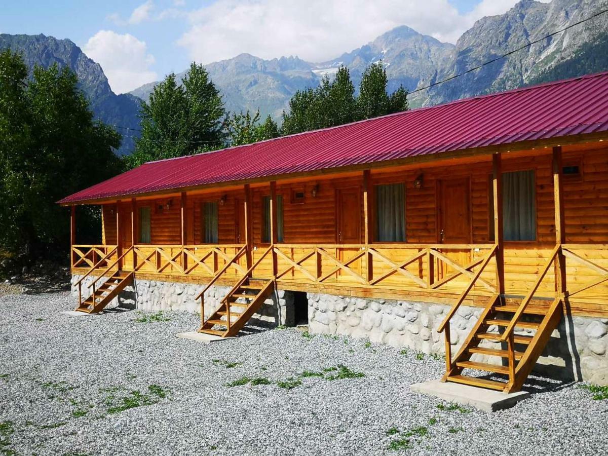 Hotel Ushba Hill Mestia Exterior foto